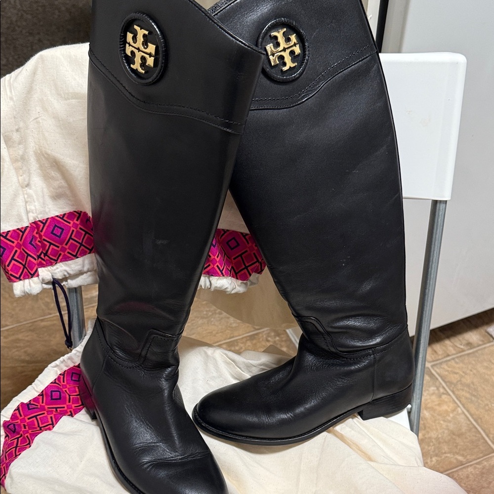 Tory Burch Black Leather Boots with Gold Emblem